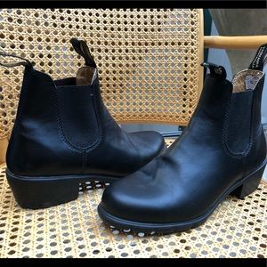 Blundstone #1671 women’s heeled Chelsea boots
